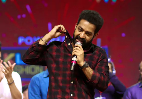 ఎన్టీఆర్ అదిరిపోయే లైనప్ .. దేవర -2 ఉందా ఉందా ..?