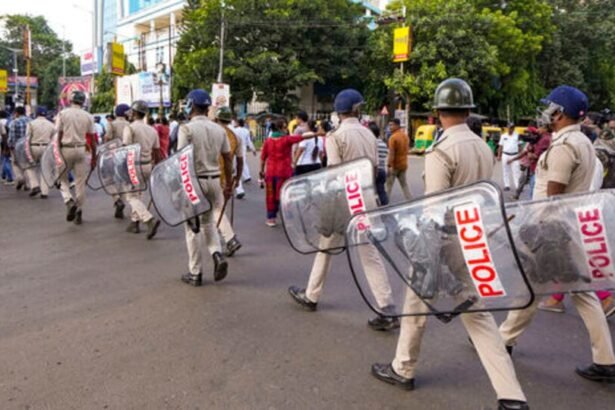 కోల్ కతాలో మరో దారుణం; లా కాలేజీ విద్యార్థినిపై గ్యాంగ్ రేప్; ముగ్గురి ముగ్గురి