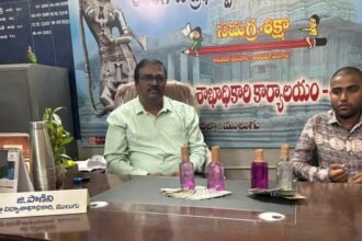 టీచర్ నుంచి లంచం డిమాండ్…! ఏసీబీకి అడ్డంగా దొరికిపోయిన ములుగు ములుగు