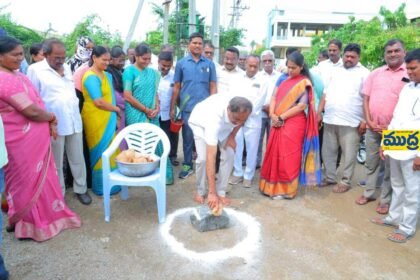 ముఖ్యమంత్రిని కోరగానే కోరగానే జగిత్యాల పట్టణానికి రూ .70 కోట్ల నిధులు మంజూరు