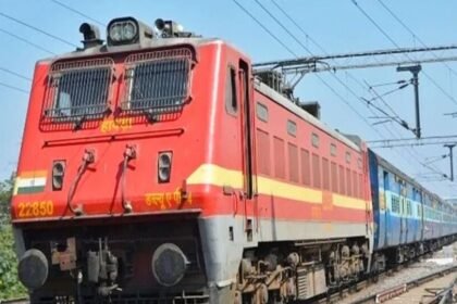 రైల్వేలో బంపర్ బంపర్ .. 6180 టెక్నీషియన్ పోస్టుల భర్తీకి నోటిఫికేషన్ నోటిఫికేషన్