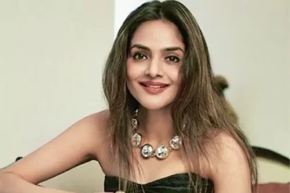 లిప్ కిస్ పెడితేనే పెడితేనే సీన్ పండుతుందని చెప్పి పెట్టించారు..ఎడిటింగ్ లో లో లో లో
