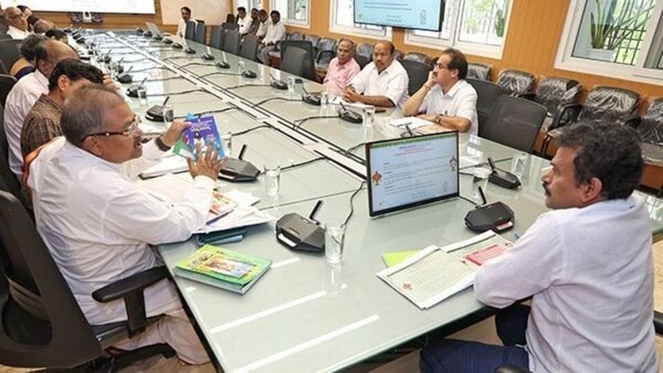 విద్యార్థుల కోసం టీటీడీ వినూత్న వినూత్న - ఇవిగో ఇవిగో ఇవిగో