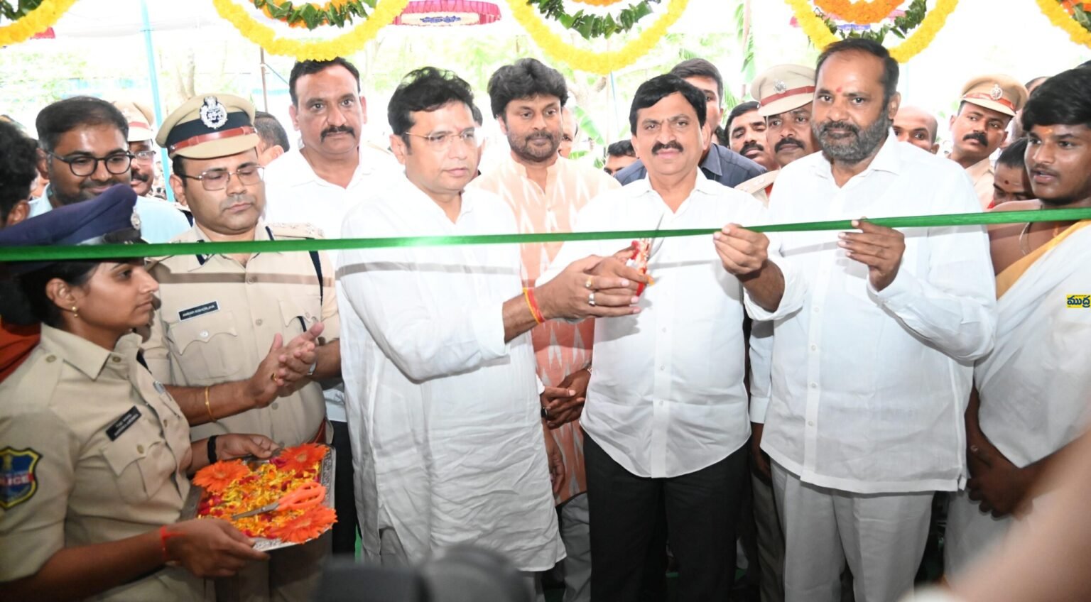 శాంతి భద్రతల నిర్వహణ కీలక కీలక