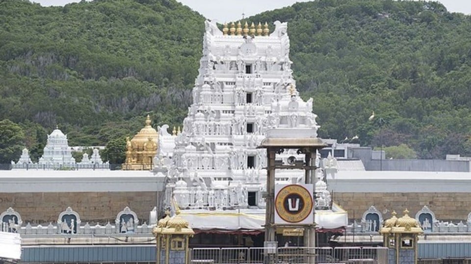శుక్రవారాల్లో రికార్డు స్థాయిలో తిరుమల శ్రీవారి దర్శనాలు