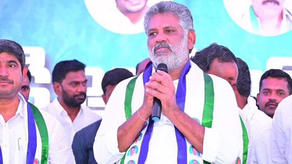 సిట్ విచారణపై మదన్ రెడ్డి ఆరోపణలు అవాస్తవం అవాస్తవం: కుట్ర కోణంపై దర్యాప్తు చేస్తాం - సిట్ సిట్