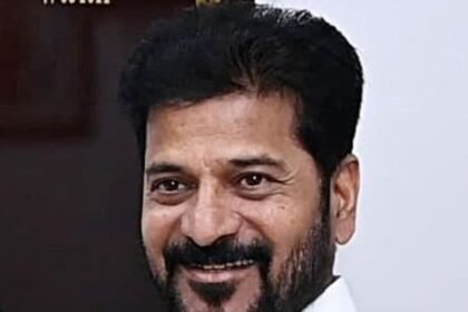 18 కోట్ల మొక్కల మొక్కల లక్ష్యం .. 'వనమహోత్సవం -2025' ప్రారంభించిన ముఖ్యమంత్రి రేవంత్ ముఖ్యమంత్రి ముఖ్యమంత్రి ముఖ్యమంత్రి