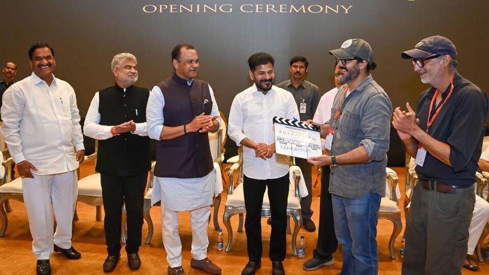 2047 విజన్ డాక్యుమెంట్‌లో సినిమా సినిమా రంగానికి ప్రత్యేక చాప్టర్ ఉంటుంది .. సీఎం రేవంత్ రెడ్డి కామెంట్స్ కామెంట్స్