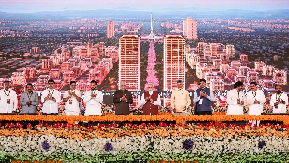 అమరావతి రెండో దశ భూ సమీకరణపై సమీకరణపై త్వరలో నిర్ణయం: మంత్రి మంత్రి మంత్రి