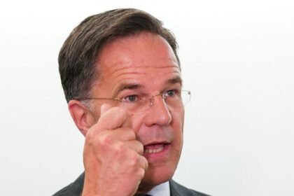 'ఉక్రెయిన్ తో శాంతి ఒప్పందానికి పుతిన్ పై ఒత్తిడి. లేదంటే భారీ మూల్యం తప్పదు ': భారత్ భారత్ నాటో వార్నింగ్ వార్నింగ్- నాటో చీఫ్ రష్యా ఉక్రెయిన్ శాంతి ఒప్పందంపై భారత చైనా మరియు బ్రెజిల్ను హెచ్చరించాడు,