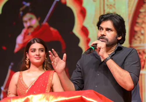 ఓపెన్‌ అయిపోయిన పవన్‌ కళ్యాణ్‌ .. సినిమా సినిమా గురించి ఏం!