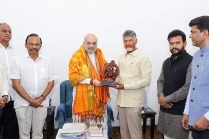 కేంద్రమంత్రి అమిత్ షాతో సీఎం చంద్రబాబు భేటీ