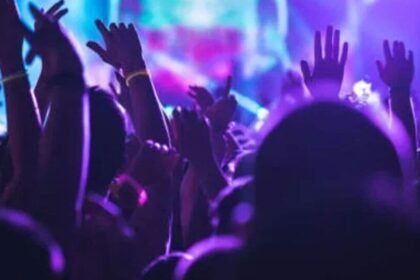 కొండాపూర్‌లో రేవ్‌ పార్టీ పార్టీ - 9 మంది మంది మంది మంది అరెస్ట్ ..!