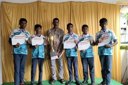 జాతీయ స్థాయి టెన్నిస్ టెన్నిస్ క్రికెట్ జ్యోతి జ్యోతి విద్యార్థులు ఎంపిక