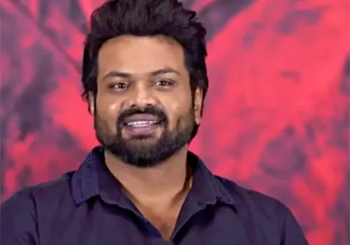 నెపో కిడ్ ఎవరో తెలుసా అంటున్న అంటున్న మంచు మనోజ్ .. నువ్వు నువ్వు సూపర్ సూపర్