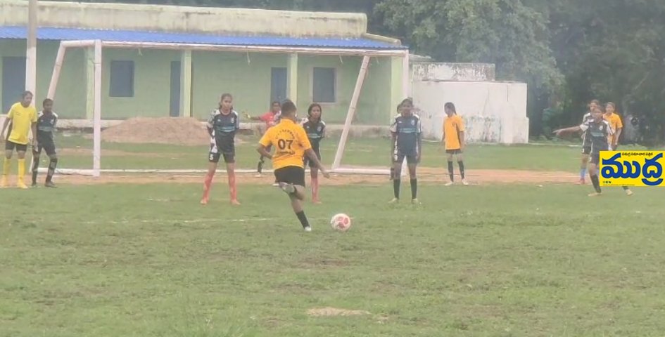 ప్రారంభమైన రాష్ట్ర స్థాయి ఫుట్ బాల్ పోటీలు