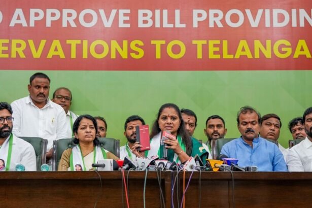 బీసీ రిజర్వేషన్లపై జూలై 17 న న తెలంగాణలో 'రైల్ రైల్' .. కల్వకుంట్ల కవిత కవిత కవిత