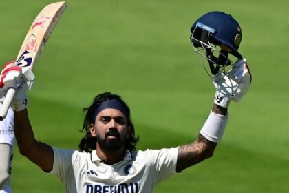 లార్డ్స్ బోర్డులో కేఎల్ కేఎల్ రాహుల్ పేరు .. బ్యాటింగ్ బ్యాటింగ్ లో అదుర్స్ అదుర్స్ .. ఇంగ్లాండ్ ఇంగ్లాండ్ పై సూపర్ సూపర్ .. వెంటనే .. వెంటనే ..