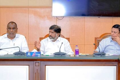 హాస్టల్స్ విజిట్ క్యాలెండర్ క్యాలెండర్ - ముద్రా న్యూస్