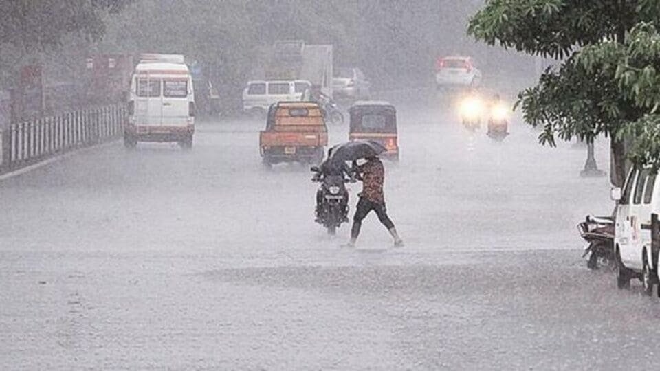 హైదరాబాద్⁬లో ఎడతెరిపిలేని వర్షం - నిండుకుండలా నిండుకుండలా జలాశయాలు జలాశయాలు, మూసీ గేట్లు గేట్లు గేట్లు