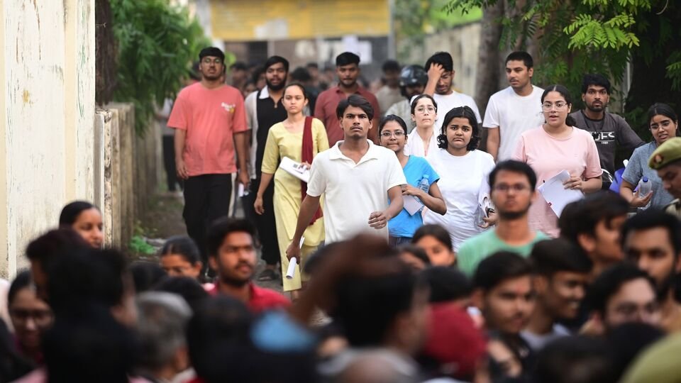 ఈరోజే నీట్ పీజీ 2025- రిపోర్టింగ్ టైమ్ టైమ్, డ్రెస్ కోడ్ సహా ఇతర ఇతర వివరాలు ..