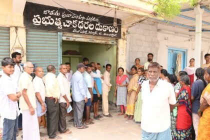 కొత్త రేష‌న్ కార్డుదారుల‌కు శుభవార్త - సెప్టెంబ‌ర్ నుంచే నుంచే రేష‌న్ పంపిణీ ..! సెప్టెంబర్ నెల నుండి తెలంగాణలో కొత్త రేషన్ కార్డ్ హోల్డర్లకు రేషన్ పంపిణీ, తెలంగాణ తెలంగాణ