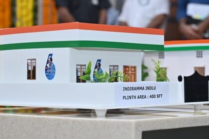 ఇందిరమ్మ ఇళ్ల స్కీమ్: లంచ‌మ‌డిగితే లంచ‌మ‌డిగితే టోల్ ఫ్రీ నెంబ‌ర్ 18005995991 కు కాల్ కాల్ కాల్