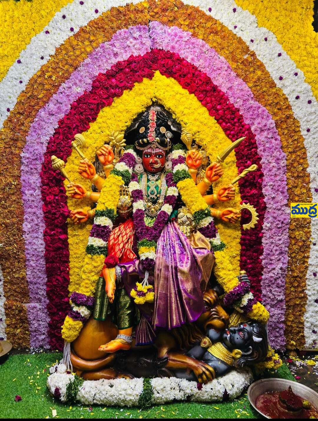 దుర్గామాత అలంకారంలో నిమిషాంబికా నిమిషాంబికా - ముద్రా న్యూస్