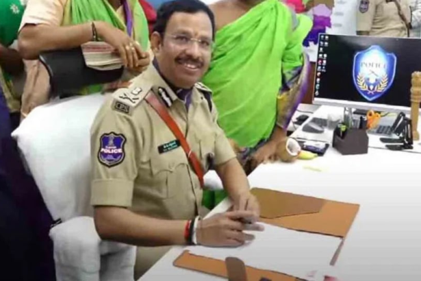 హైదరాబాద్ పోలీస్ కమిషనర్‌గా బాధ్యతలు స్వీకరించిన సజ్జనార్