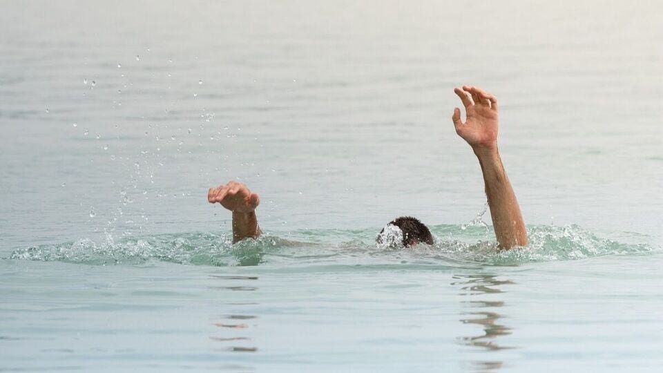 నల్గొండ జిల్లాలో పండగపూట పండగపూట విషాదం - వాగులో వాగులో మునిగి ముగ్గురు- నల్గోండా జిల్లాలోని చండంపెట్ మాండల్ వద్ద ముగ్గురు వ్యక్తులు మునిగిపోయారు, తెలంగాణ.