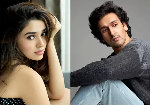 స్టార్ హీరో కొడుకుతో ఉప్పెన భామ రొమాన్స్!