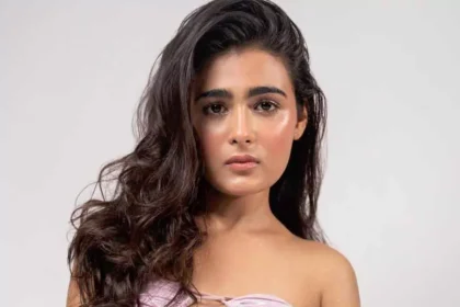 tmdb-header-middle-logo