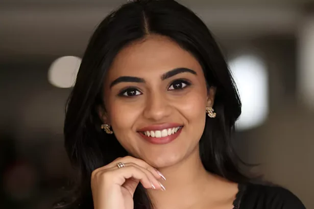 tmdb-header-middle-logo