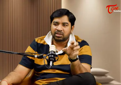 tmdb-header-middle-logo