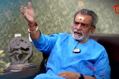 tmdb-header-middle-logo