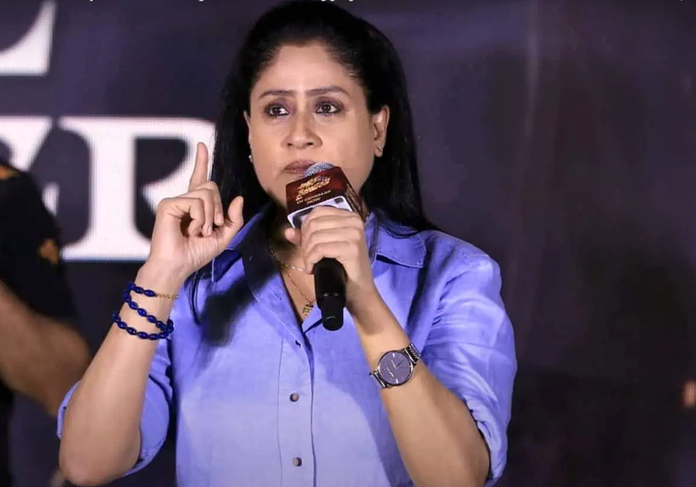 tmdb-header-middle-logo