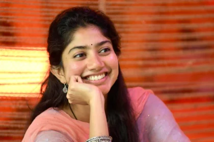 tmdb-header-middle-logo