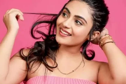 క్రేజీ హీరోయిన్ గా దూసుకుపోతున్న నయన్ సారిక.. రేపు రాకాస పరిస్థితి ఏంటి