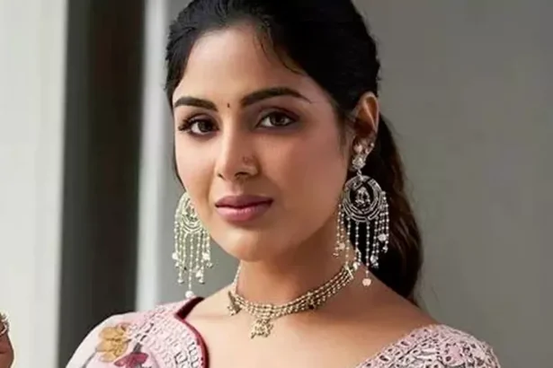 tmdb-header-middle-logo