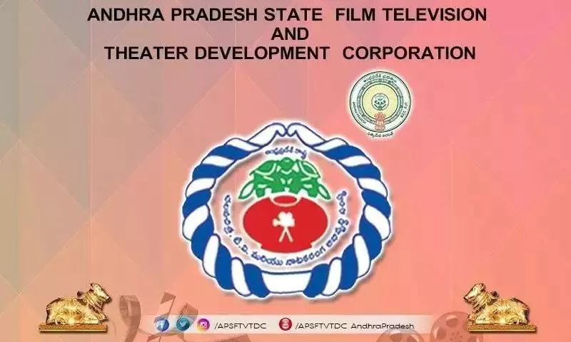 tmdb-header-middle-logo