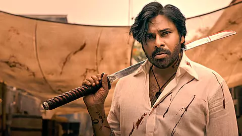పవన్ కళ్యాణ్ పై భూకబ్జా ఆరోపణలు.. ప్రముఖ అగ్ర నిర్మాత ట్వీట్ వైరల్