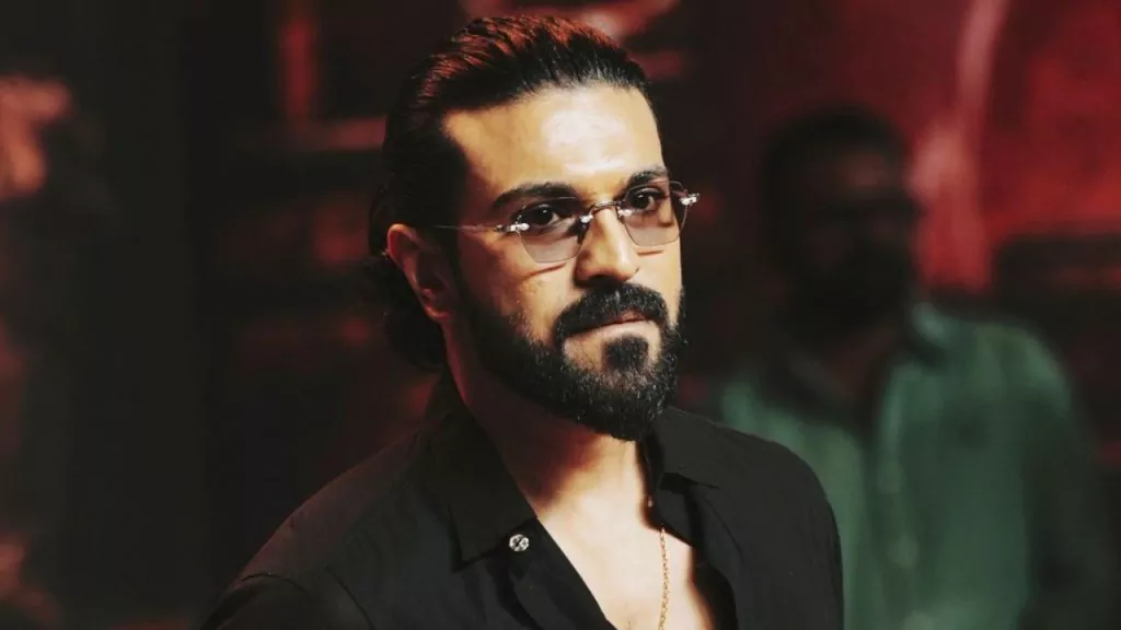 రామ్ చరణ్: నాకు ఆ ప్లాప్ హీరోయిన్ కావాలి!..చరణ్ అప్ కమింగ్ మూవీ కీలక అప్ డేట్